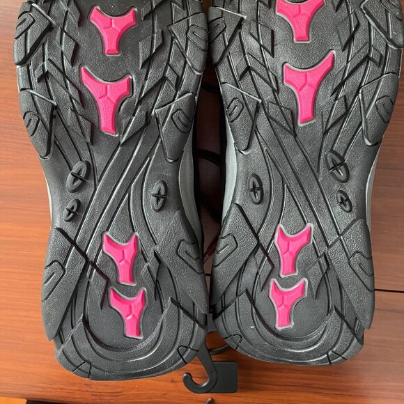 OZARK TRAIL Women's Hiking Shoes - BNWT (BRAND NEW W/TAGS) - Picture 5 of 8